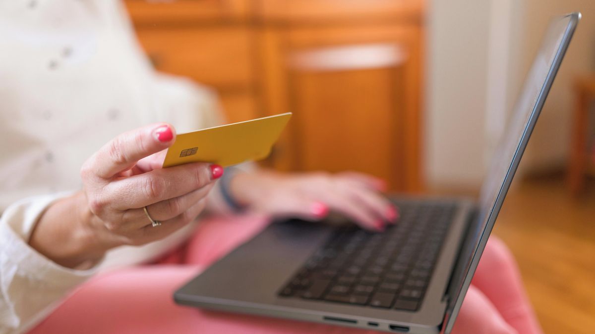 Tajný dokument byl jen vábnička. Seniorka přišla o 600 tisíc